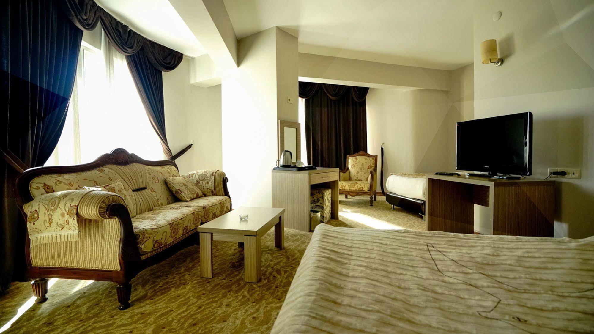 Es Albatros Hotel Эскишехир Экстерьер фото