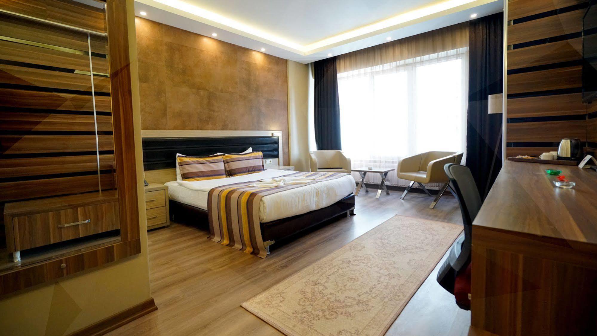 Es Albatros Hotel Эскишехир Экстерьер фото