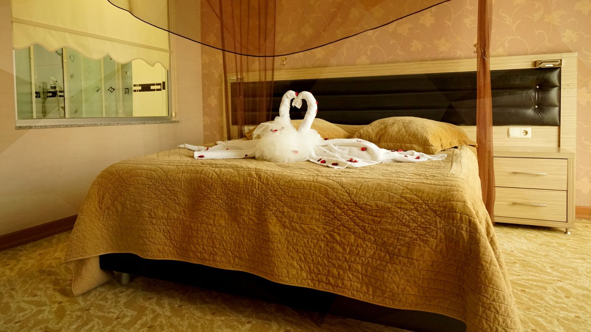 Es Albatros Hotel Эскишехир Экстерьер фото